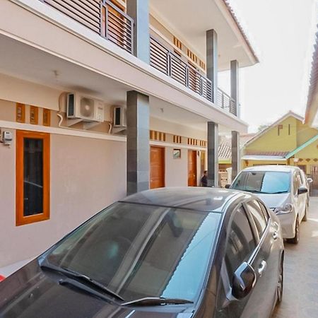 Wisma Andali Syariah Near Rsud Cideres Majalengka Exteriér fotografie
