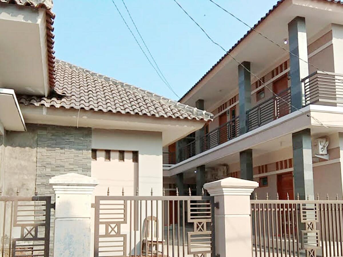 Wisma Andali Syariah Near Rsud Cideres Majalengka Exteriér fotografie